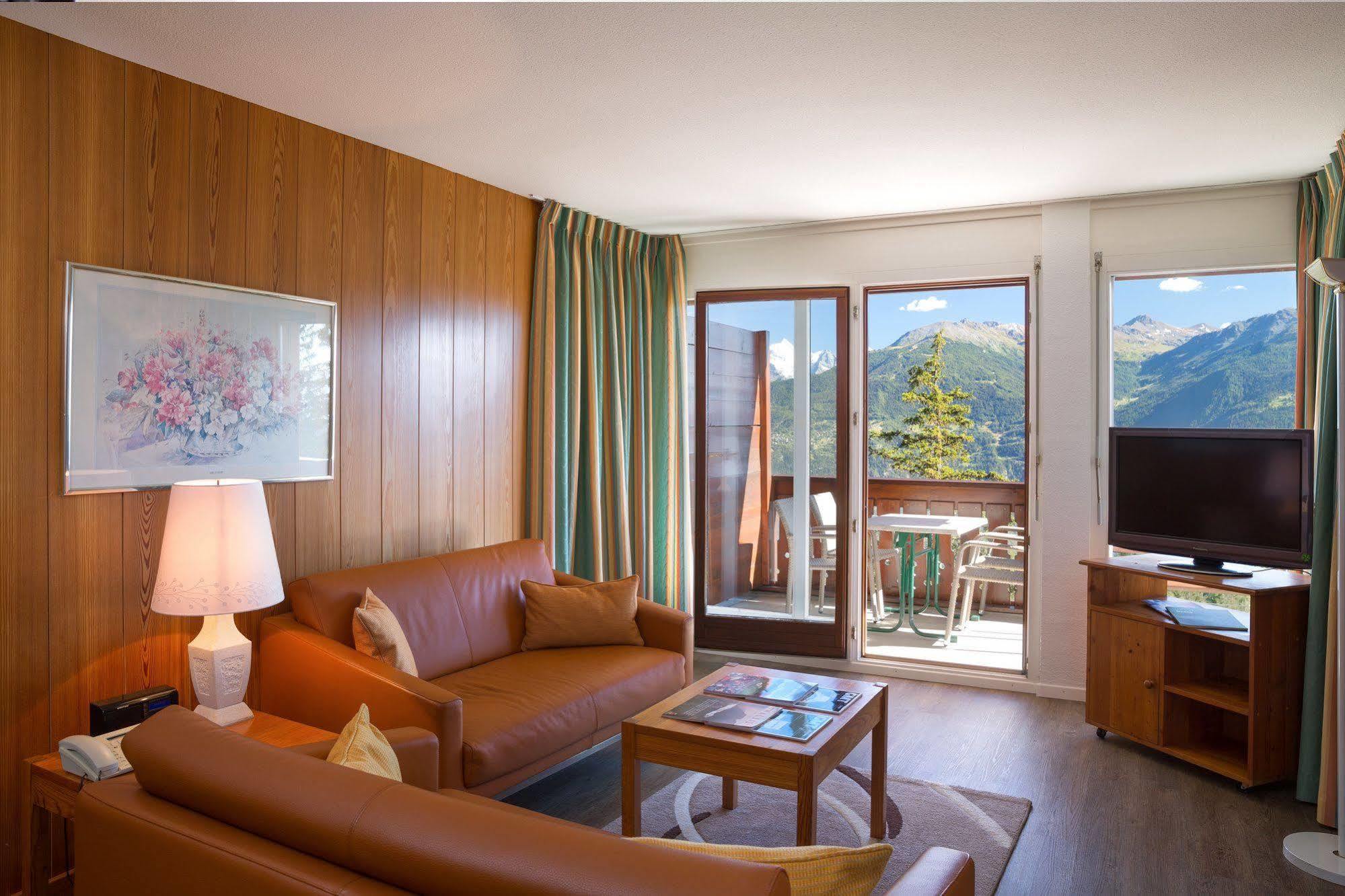 Aparthotel Helvetia Crans-Montana Kültér fotó